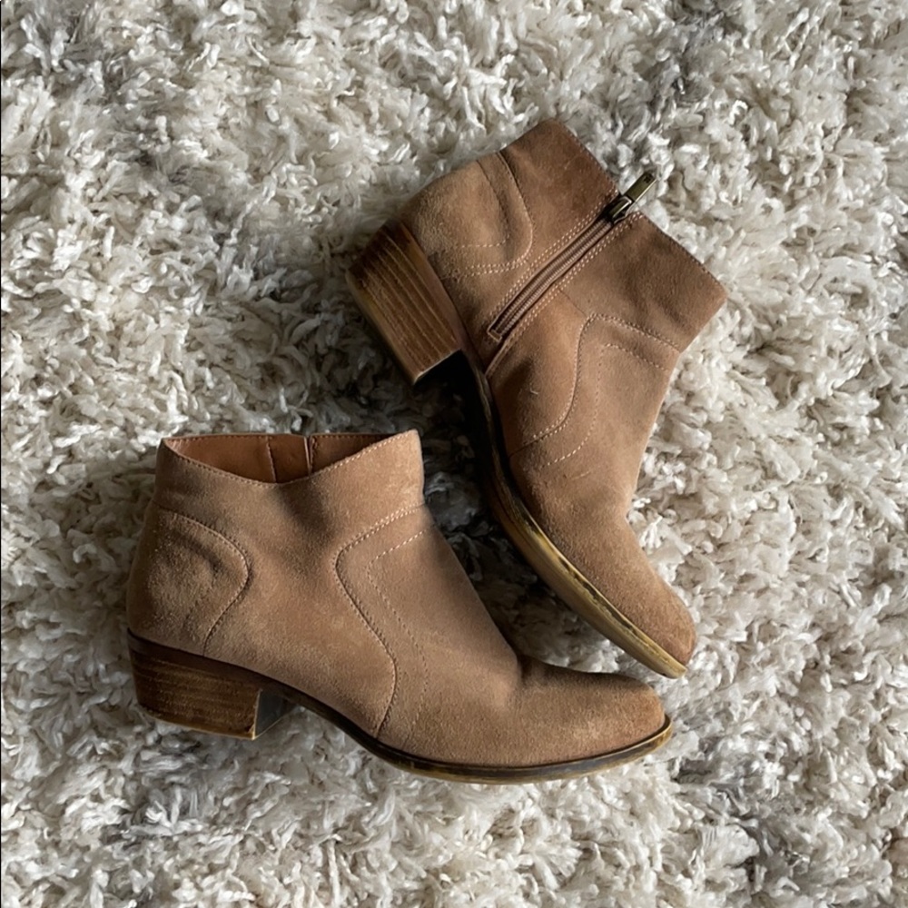 Lucky Brand Light Brown Booties